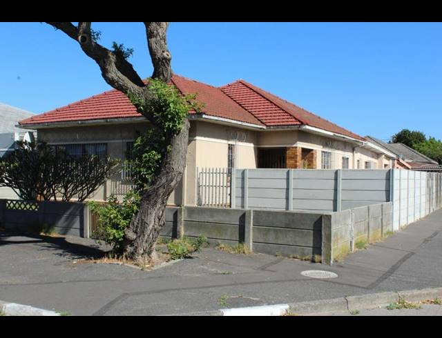 4 BEDROOM HOUSE FOR SALE IN PAROW VALLEY